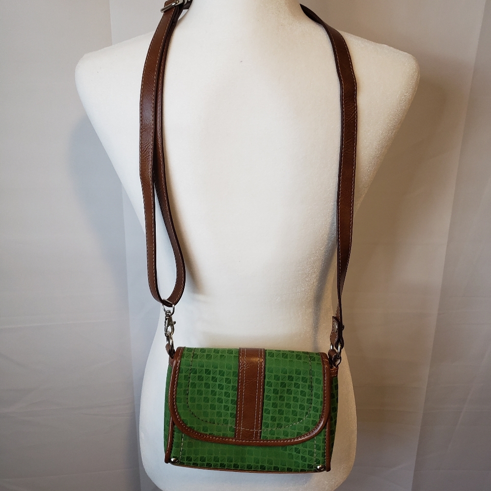 Nine & CO Green and Brown Long Scrap Hand Bag